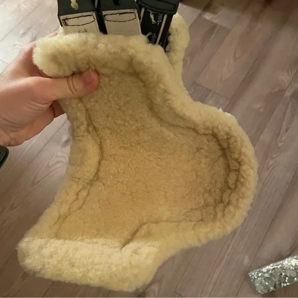 Veredus Grand Prix sheepskin Black front and hind boots set - Picture 10 of 11